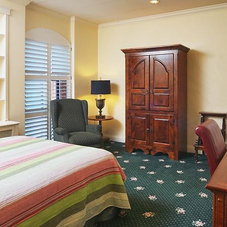 Hotel Mac Ричмонд Экстерьер фото